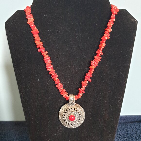 Bold Vintage Indian Genuine Red Coral & 925 Sterling Silver Pendant Necklace - Picture 4 of 16